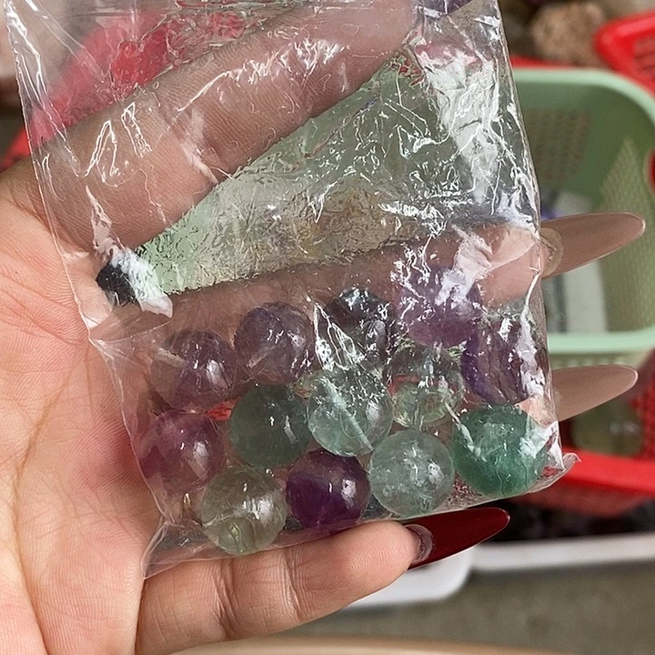 玲****水晶未镶嵌珠宝半成品
