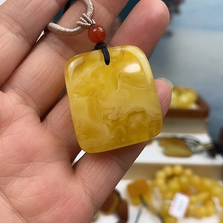 未镶嵌琥珀裸石俩**滴吊坠