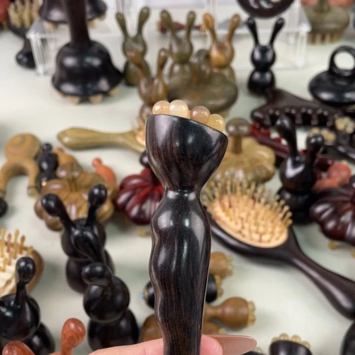 紫光檀微瑕大莲蓬