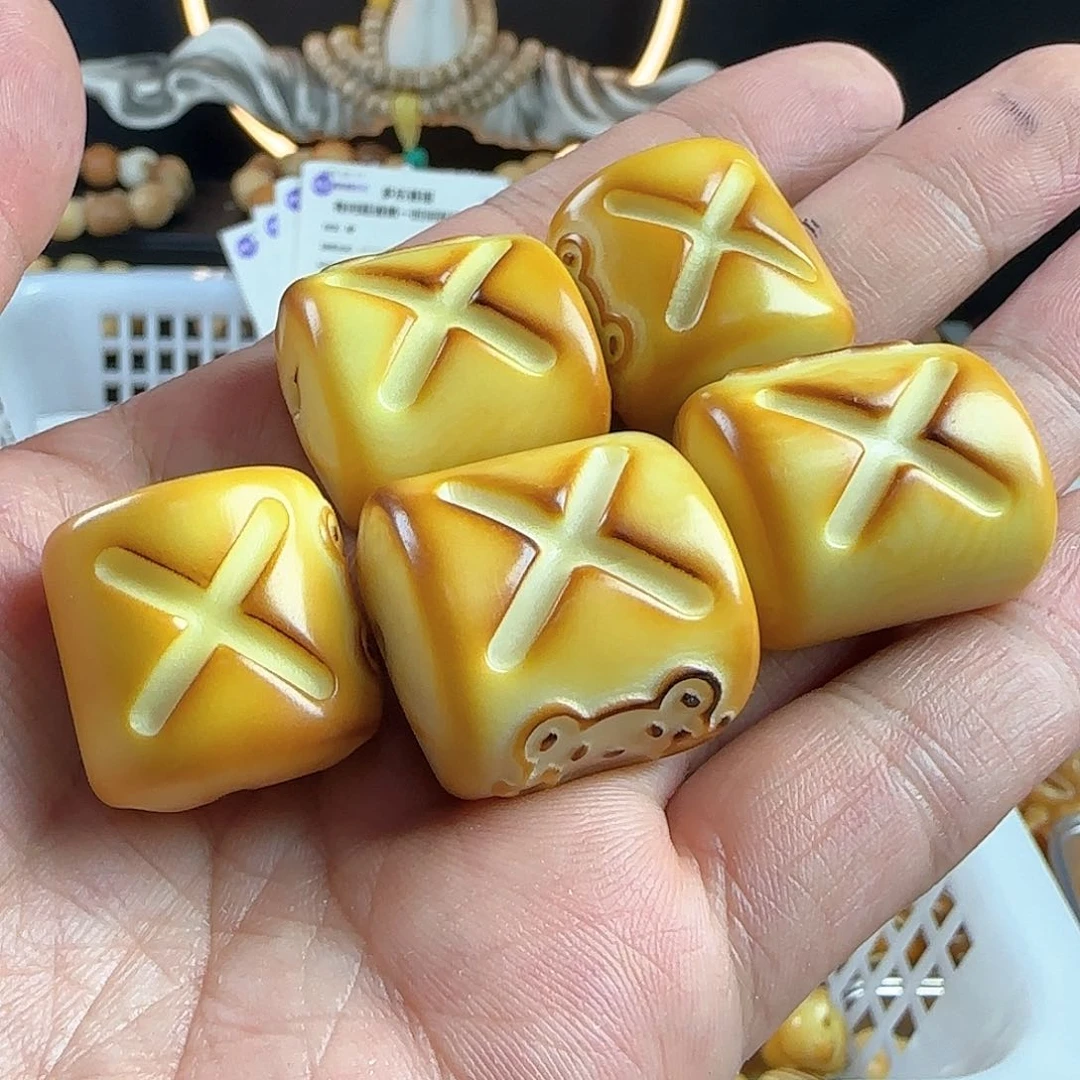 菩提根/象牙果手串瑕疵棉花糖4颗不挑瑕疵有裂
