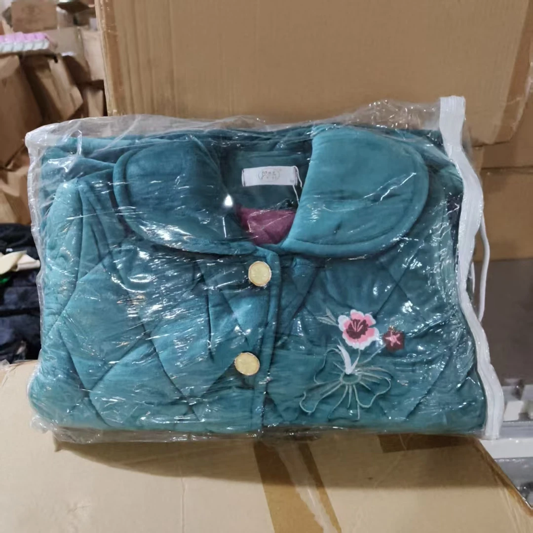 深绿色蝴蝶结刺绣-家居服套装