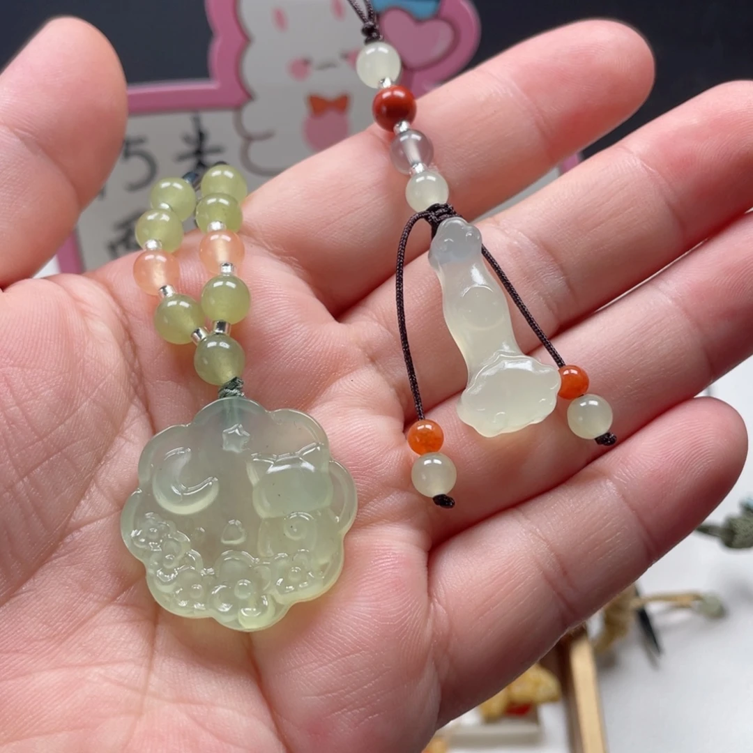 未镶嵌蛇纹石玉颈饰