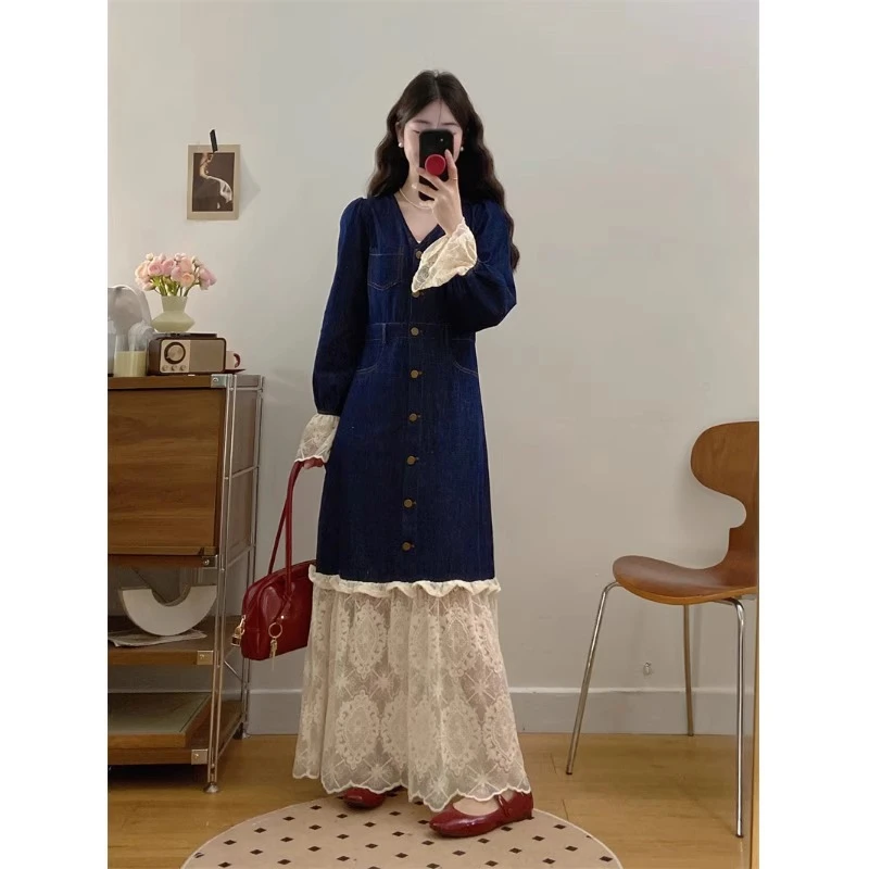 开春气质穿搭大码胖mm长裙女高级感法式气质蕾丝拼接牛仔连衣裙子