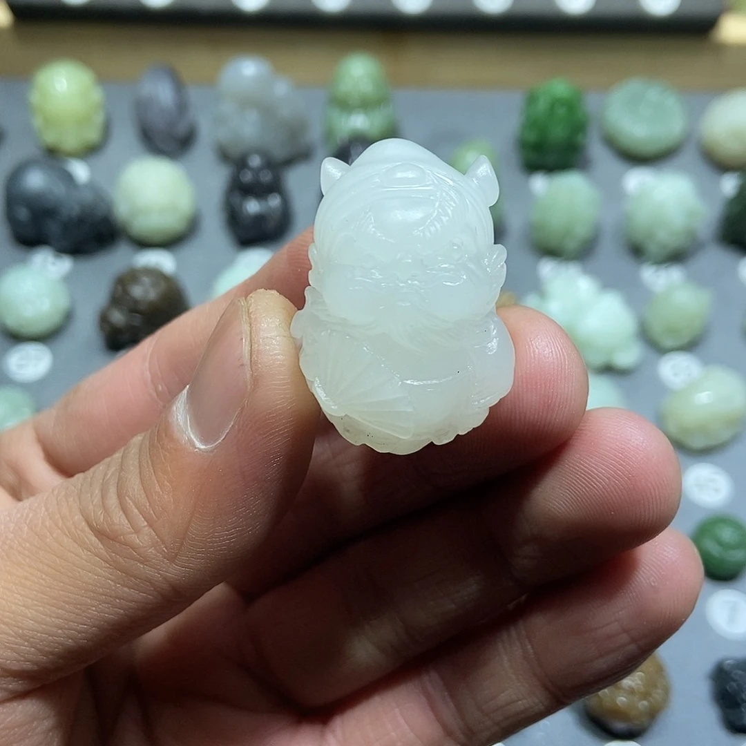 和田玉颈饰未镶嵌春***?定制