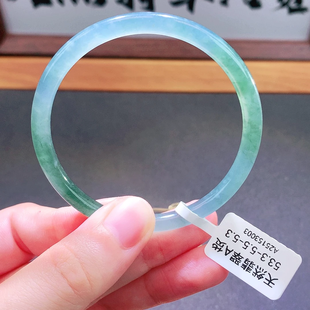翡翠未镶嵌手镯天然翡翠