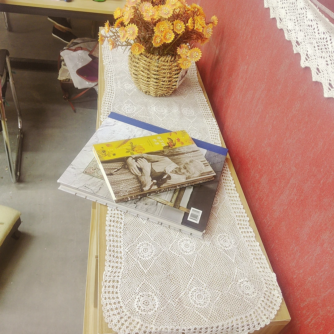 S237 细线手工钩针长方桌旗 100×28cm 白色棉质