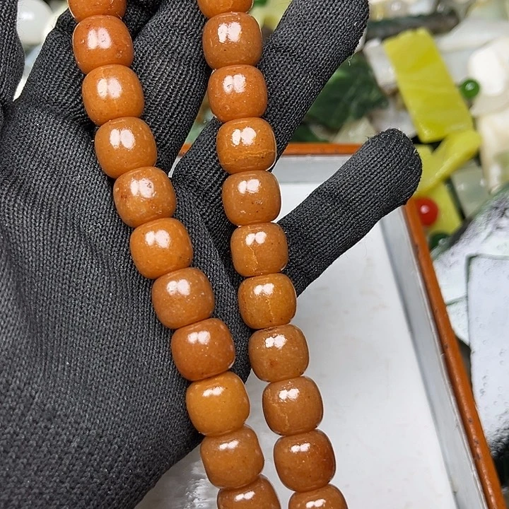 未镶嵌和田玉（翠青玉）珠宝奇石