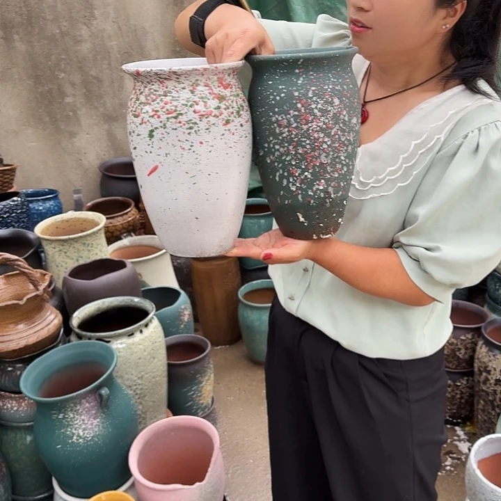 口15高25两个盆子。