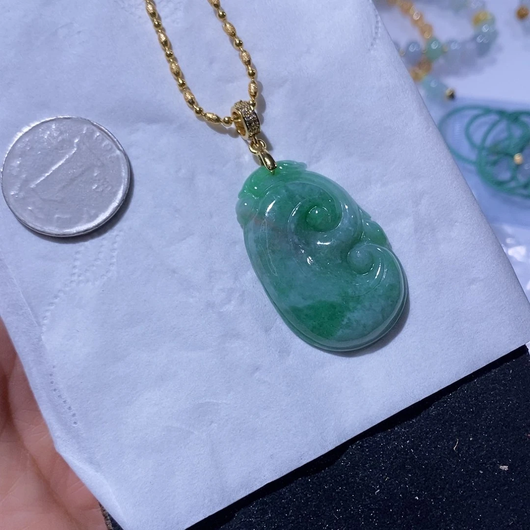 翡翠吊坠(不含链)未镶嵌