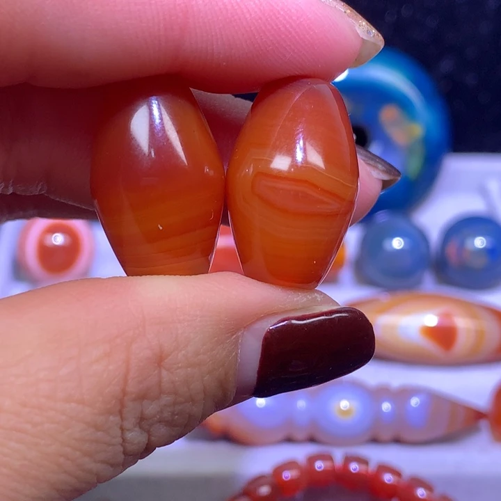 用***4玛瑙/玉髓未镶嵌颈饰