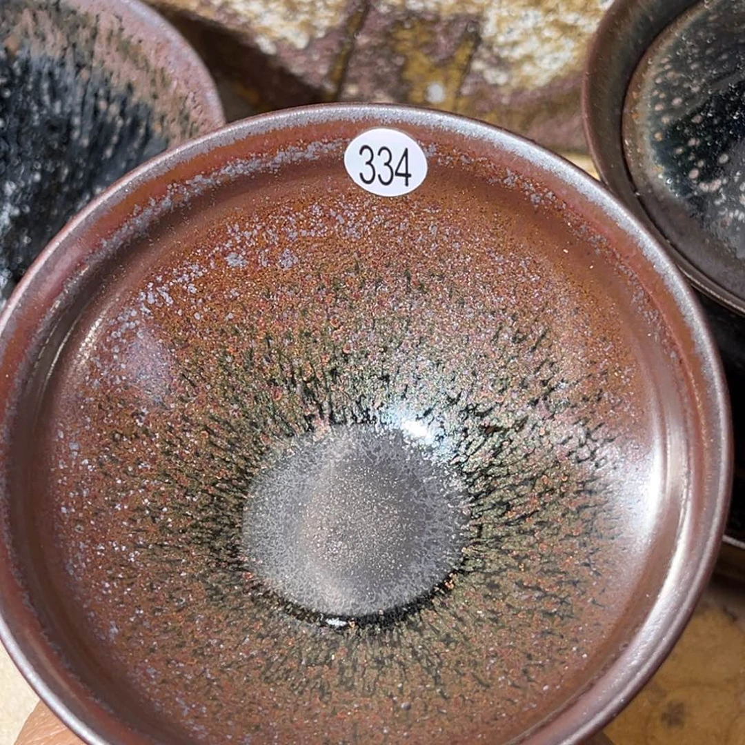 茶盏义兴龙窑坚持真柴烧