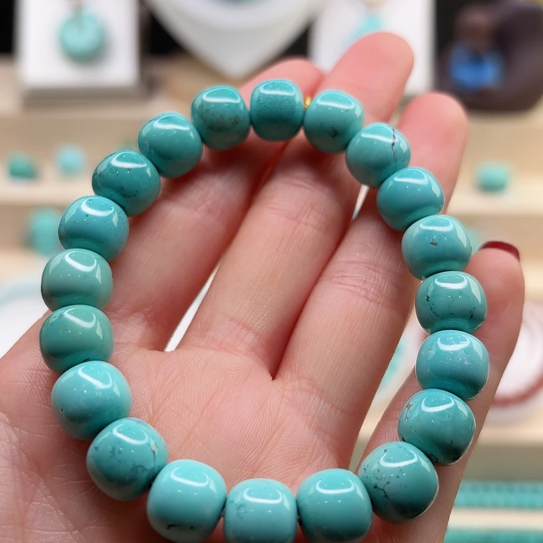 绿松石配饰未镶嵌