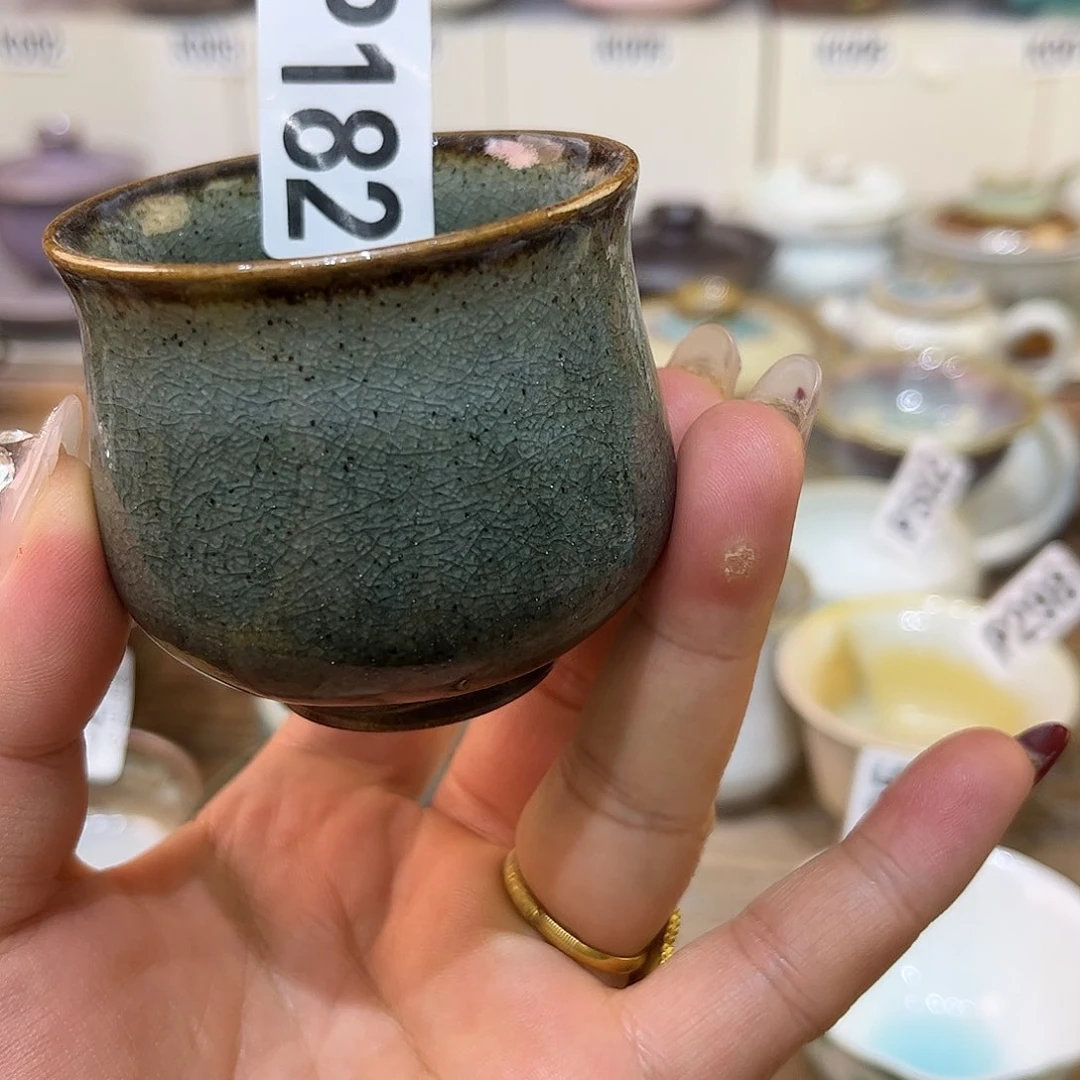 白泥茶杯陶瓷艺术