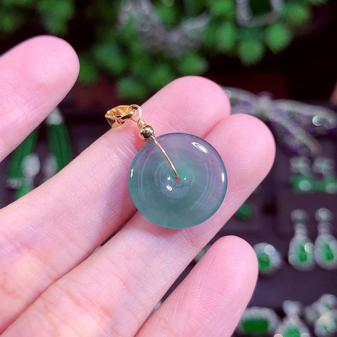 颈饰未镶嵌翡翠天然