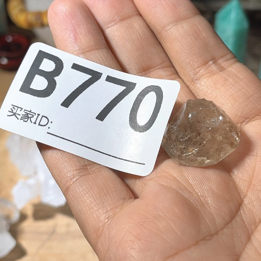 未镶嵌珠宝半成品水晶乔****?多样性f发其一微瑕