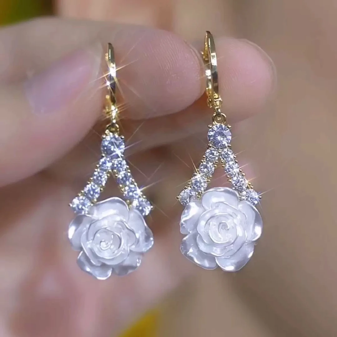 铜合金合成锆石耳饰 【6号】网红新款高级时尚山茶花白玫瑰气质耳环