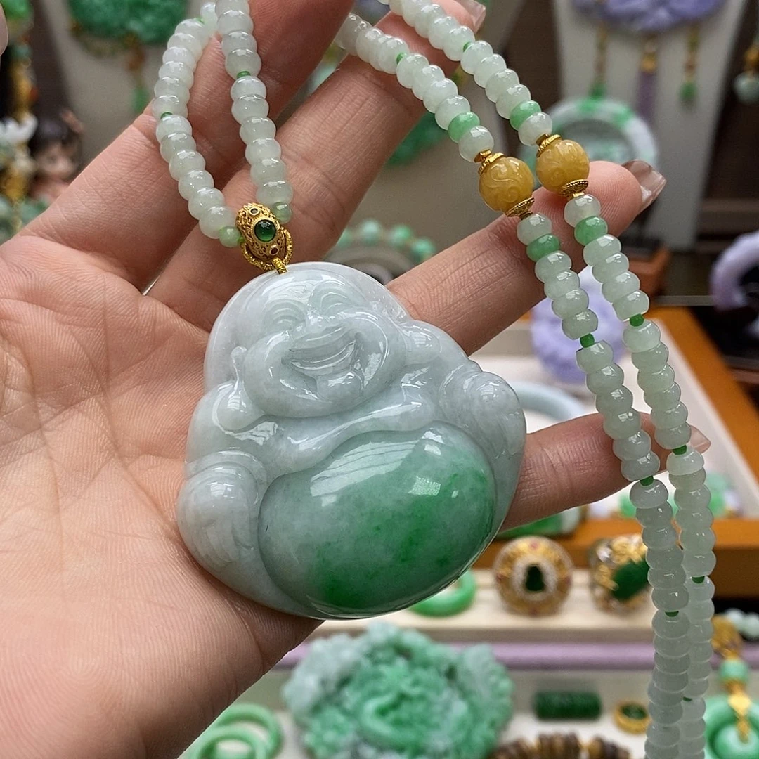 颈饰未镶嵌翡翠天然