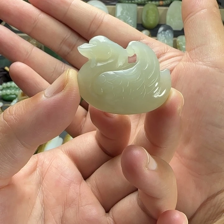 颈饰未镶嵌和田玉定制