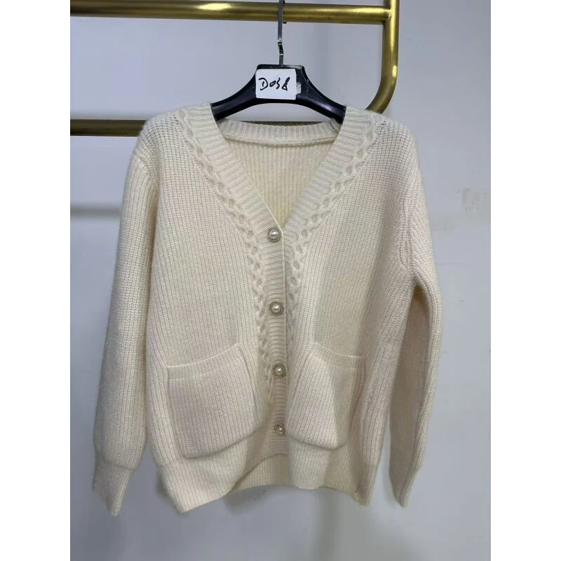 一线大牌-小禾家针织开衫D038