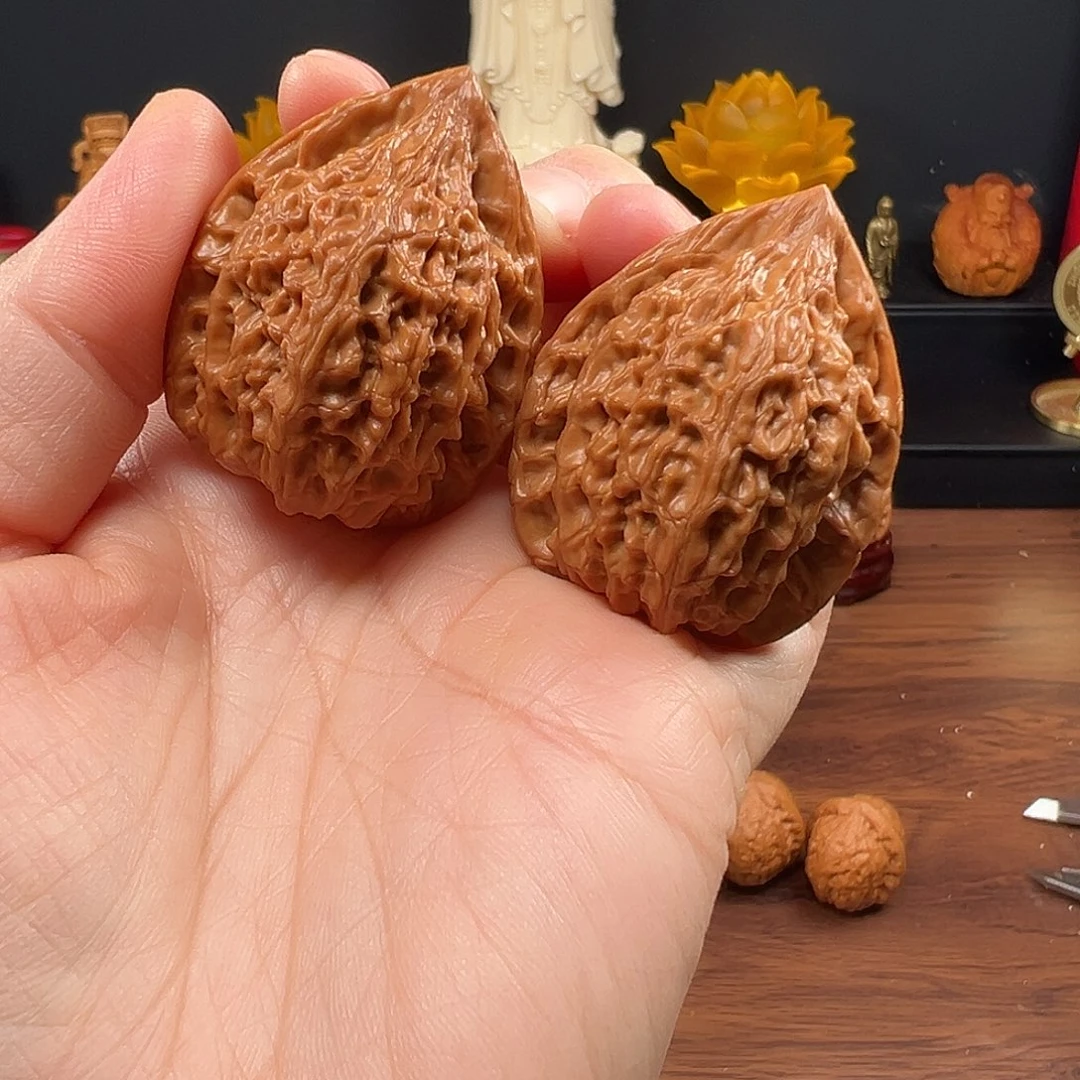 吊坠文玩核桃36吸血鬼