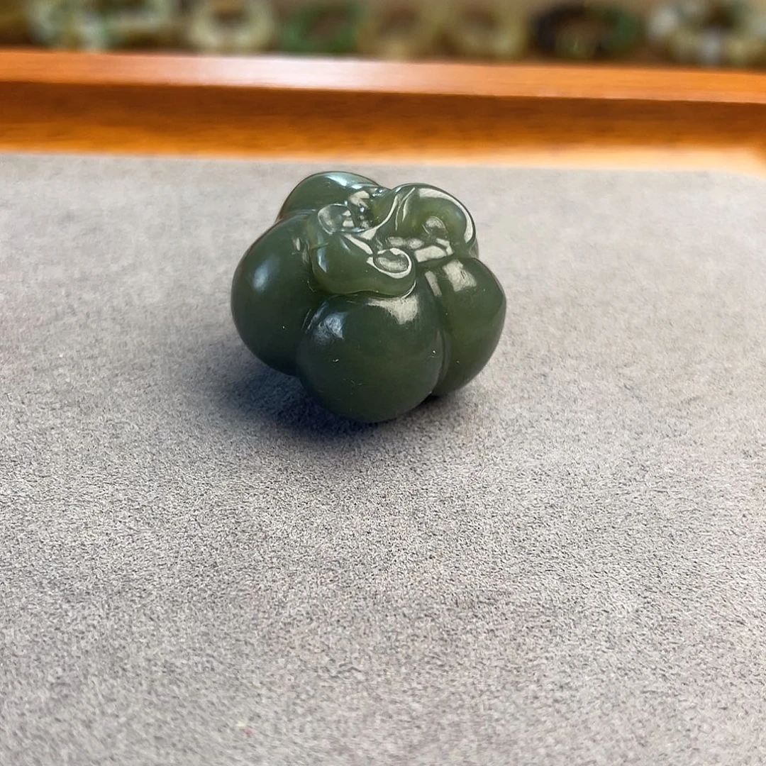和田玉未镶嵌吊坠(不含链)