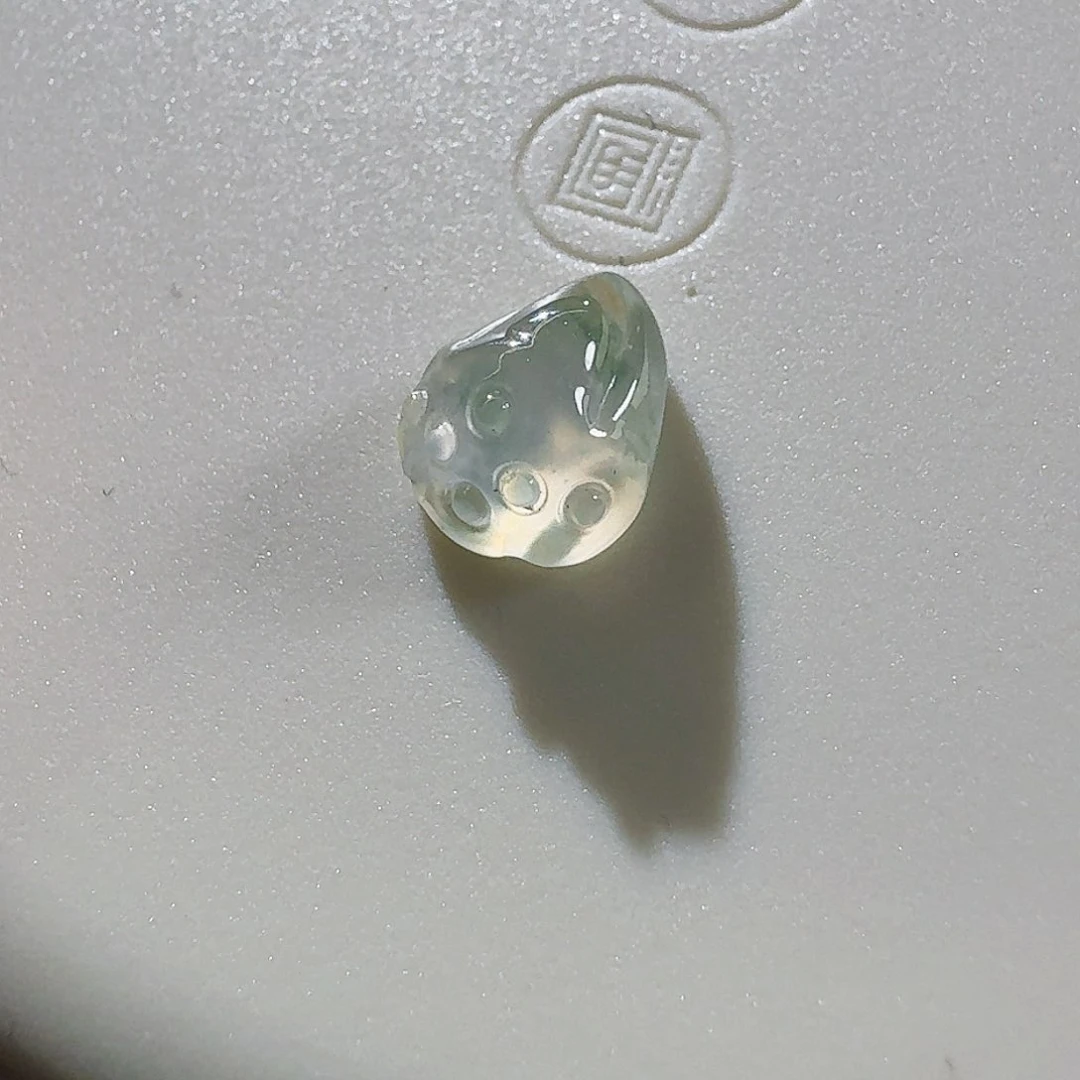 翡翠颈饰未镶嵌莲蓬