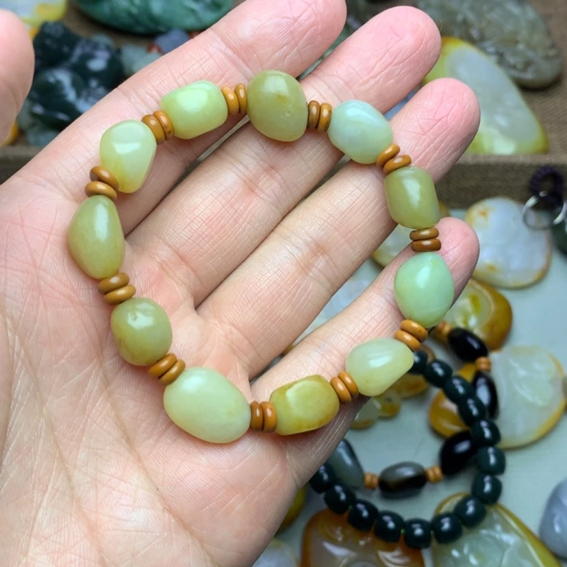 【闪购商品】颈饰未镶嵌和田玉