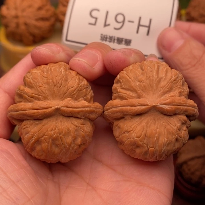 把件桃核元宝39….
