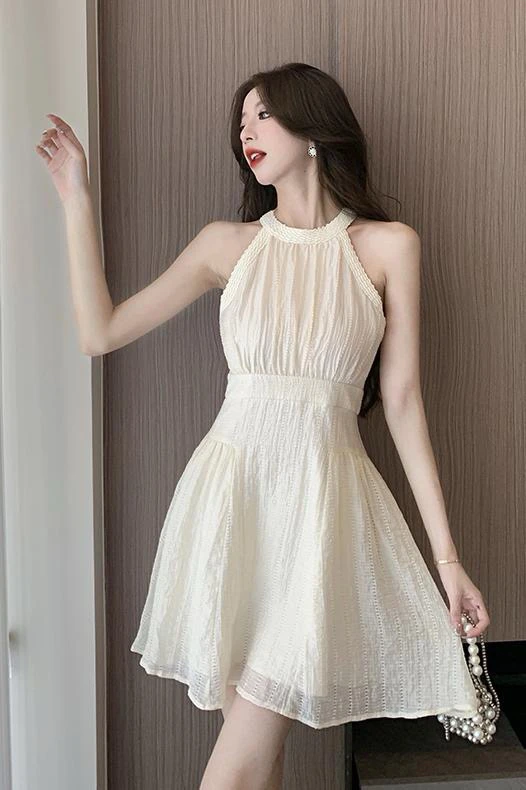 法式挂脖新女夏季度假风花边织带短裙高腰A字裙2025新款小个子