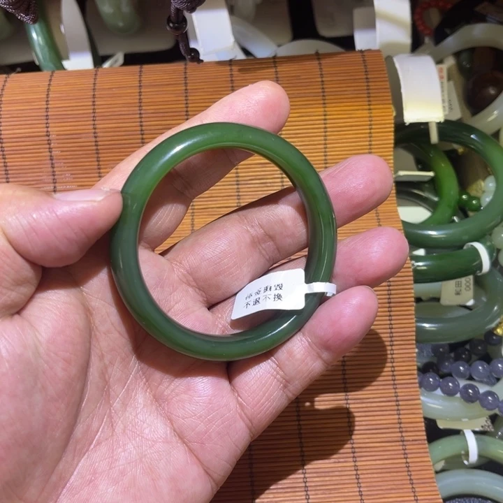 和田玉（碧玉）未镶嵌颈饰慢*