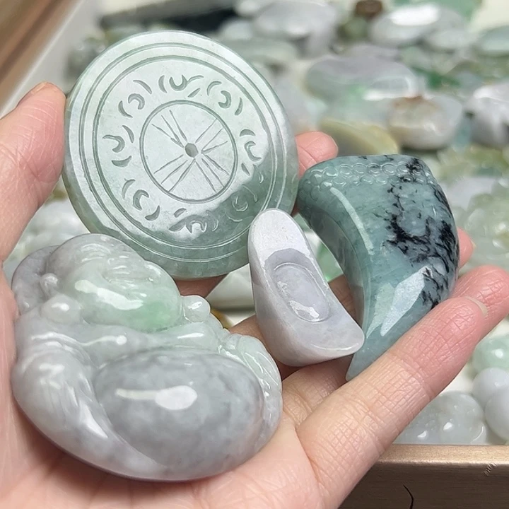 攸***宝翡翠未镶嵌颈饰天然翡翠