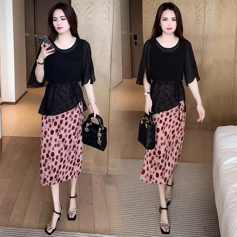 雪纺波点连衣裙女2025夏季新款洋气显瘦收腰防晒衫吊带裙子两件套