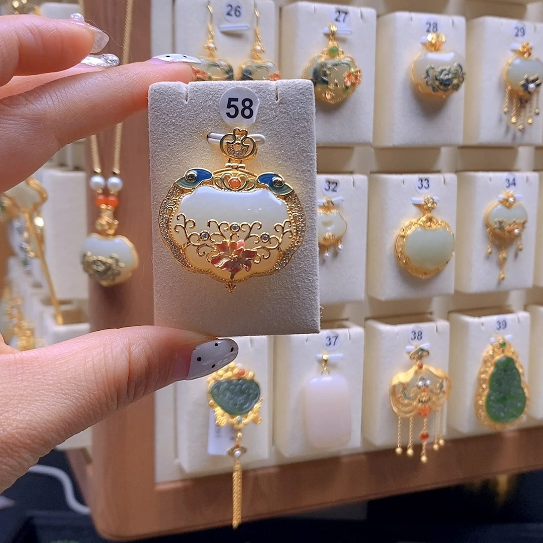 和田玉银S925镶嵌颈饰