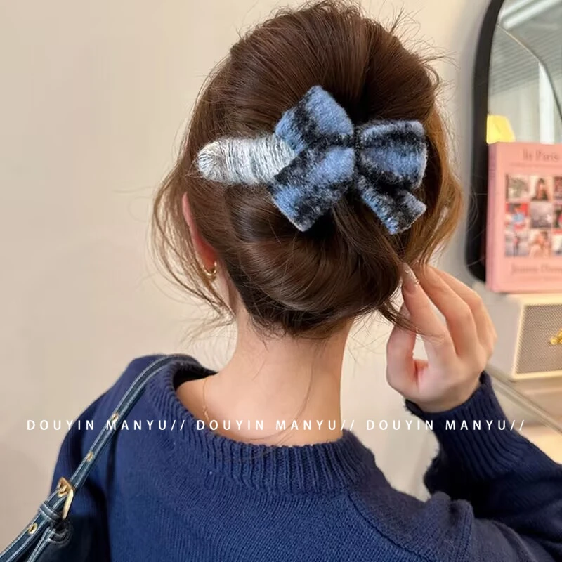 漫予秋冬毛绒蝴蝶结发夹女气质一字盘发抓夹2024新款高级感鸭嘴夹