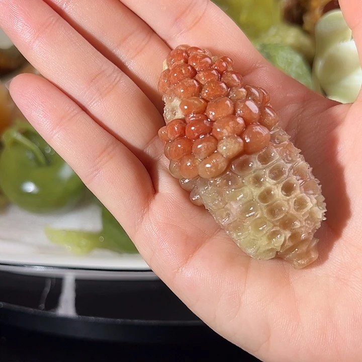小***学蛇纹石玉未镶嵌珠宝奇石