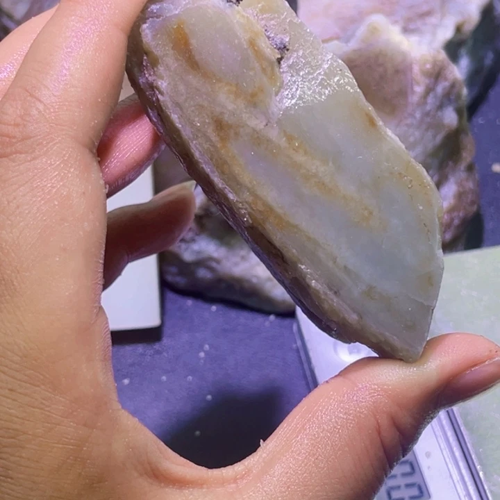 未镶嵌和田玉珠宝半成品