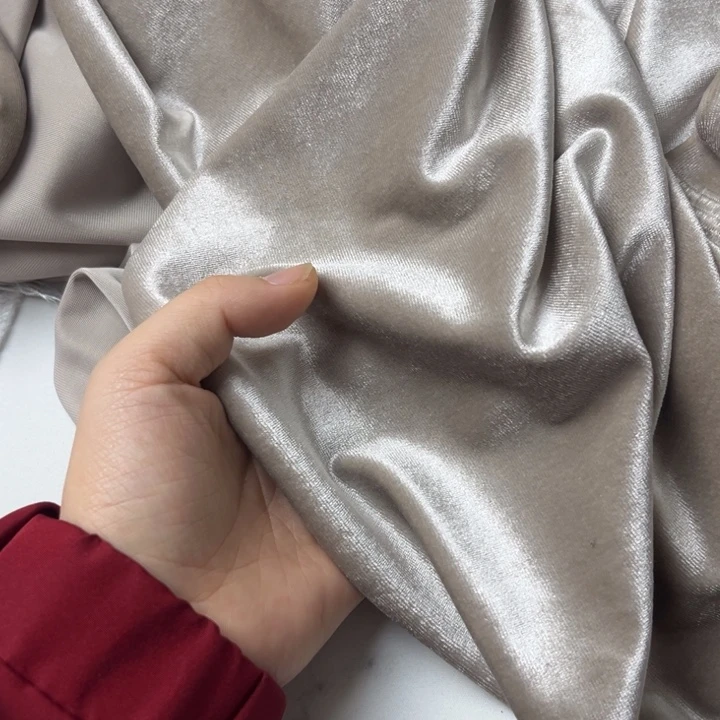 混纺卡其色金丝绒2米。