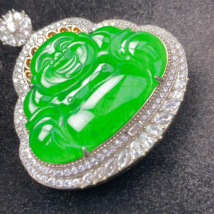 颈饰未镶嵌翡翠翡翠色花