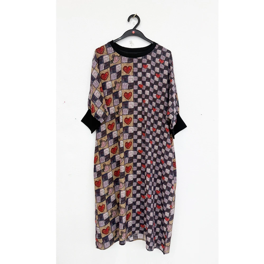 100桑蚕丝真丝双绉涂鸦手绘格纹爱心桑蚕丝连衣裙ZKC32