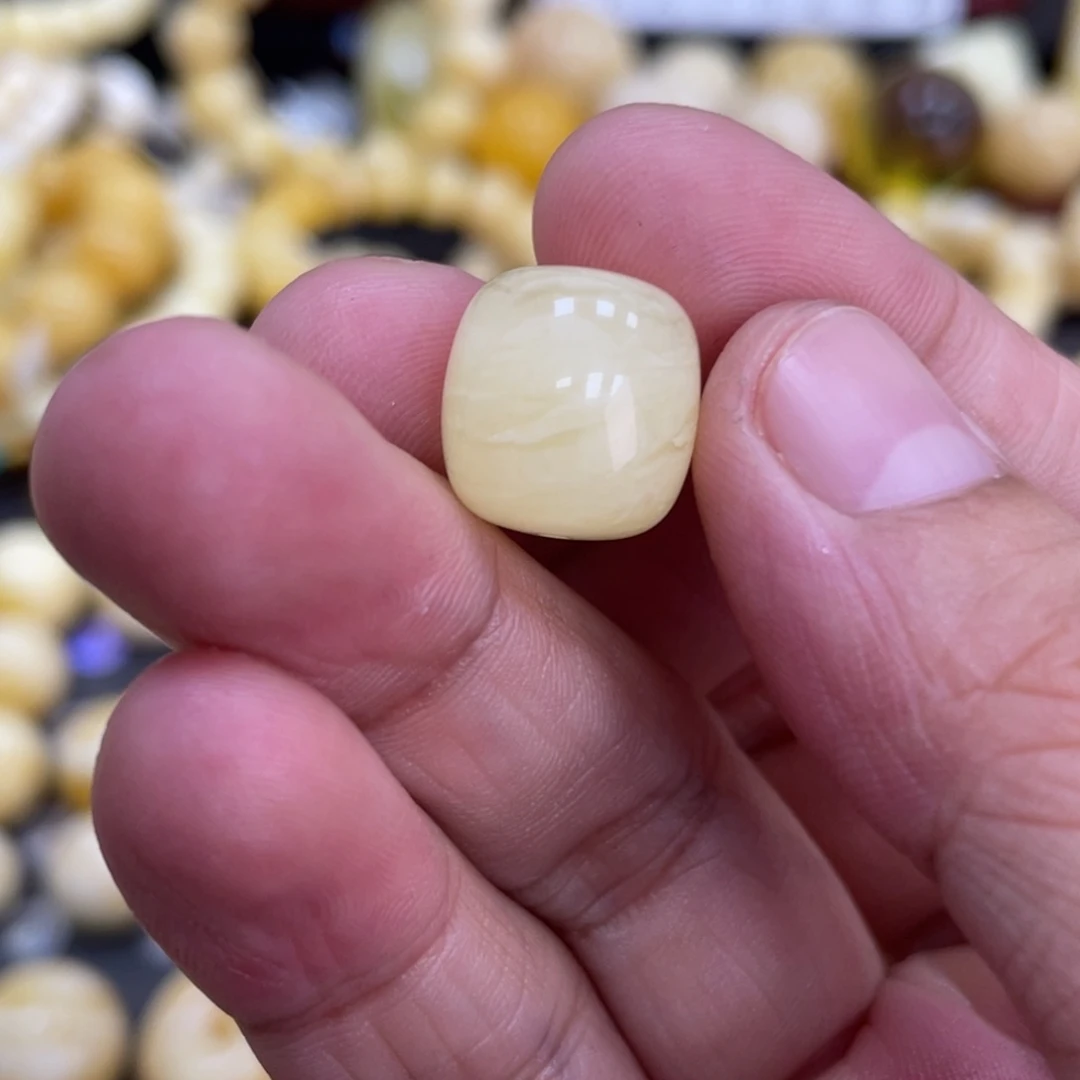 未镶嵌琥珀珠宝奇石13*13.5mm福利款