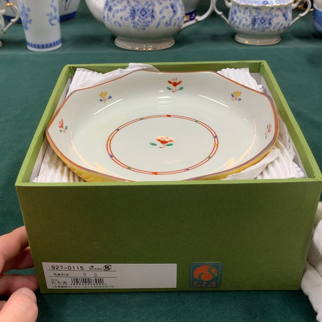 摆件全是大漂亮瓷器啊美美哒