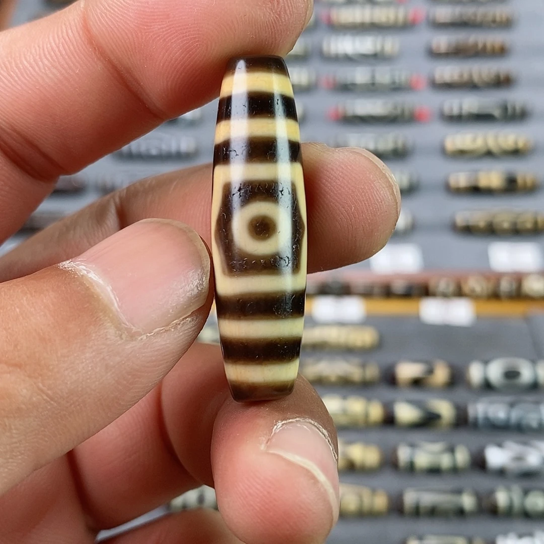 喔***奶玛瑙/玉髓（覆膜）未镶嵌颈饰