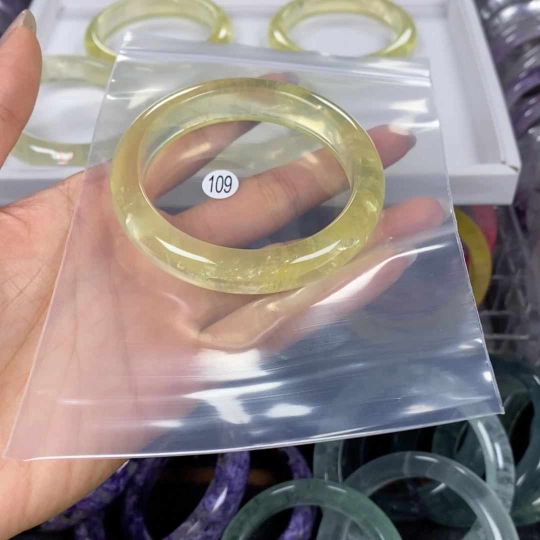 小***宝水晶未镶嵌手镯手镯