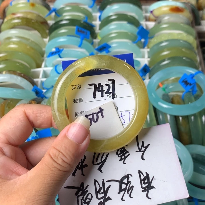 蛇纹石玉未镶嵌手镯7427
