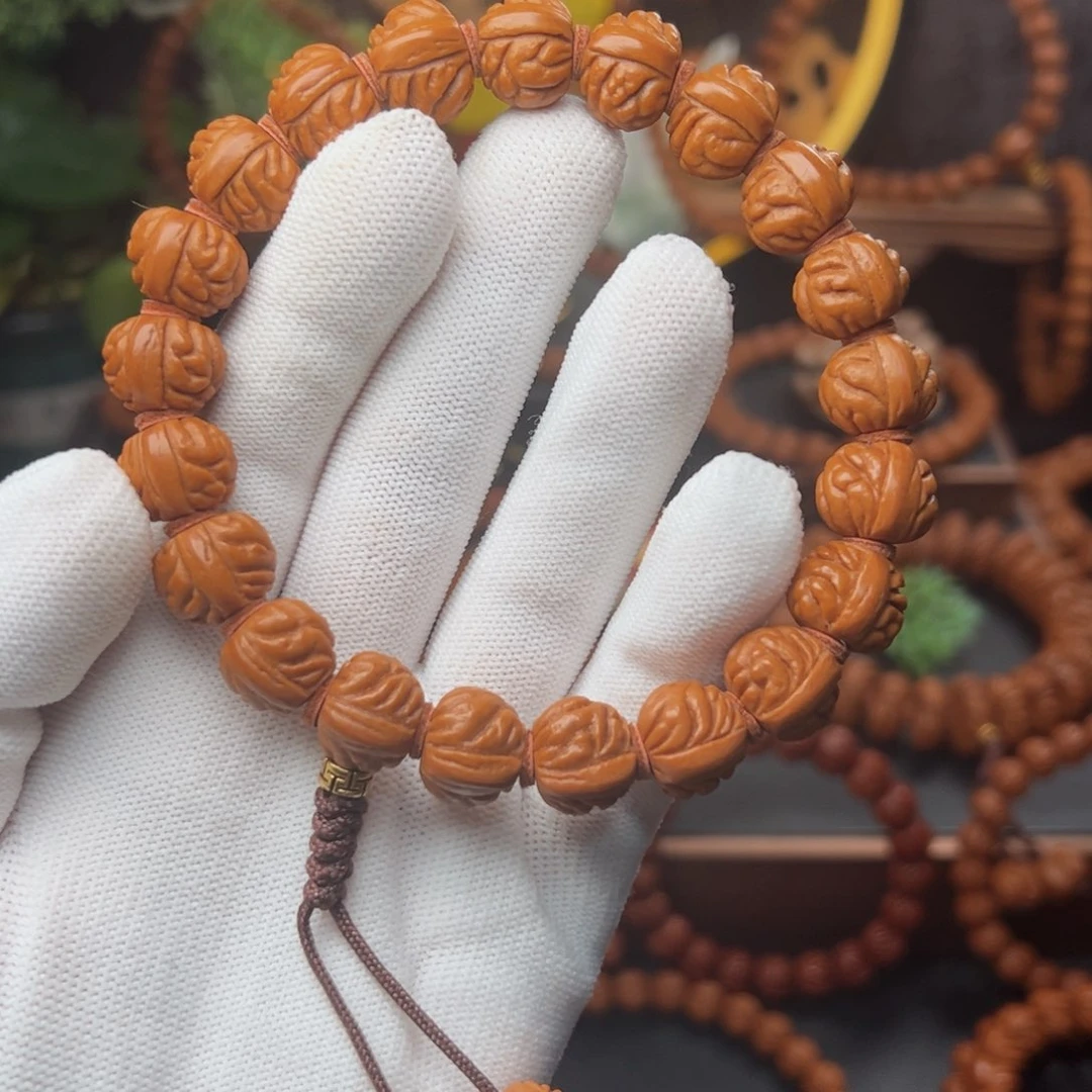 吊坠桃核1.4祥云手持