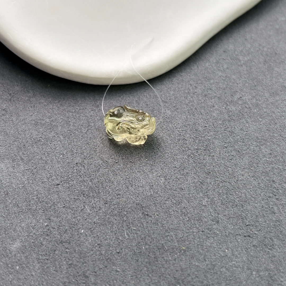 天然高净黄水晶貔貅配件