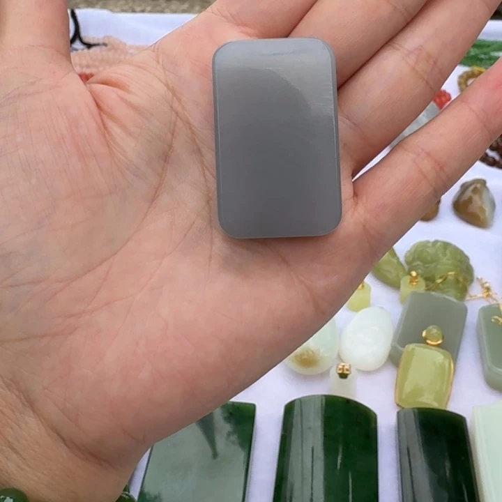 颈饰未镶嵌和田玉40