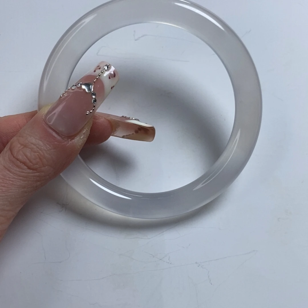 石英质玉手镯未镶嵌玫*