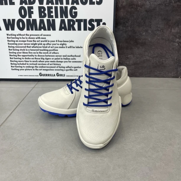 运动休闲鞋软底真皮打洞休闲百搭春夏系带夏季透气时尚休闲鞋潮鞋