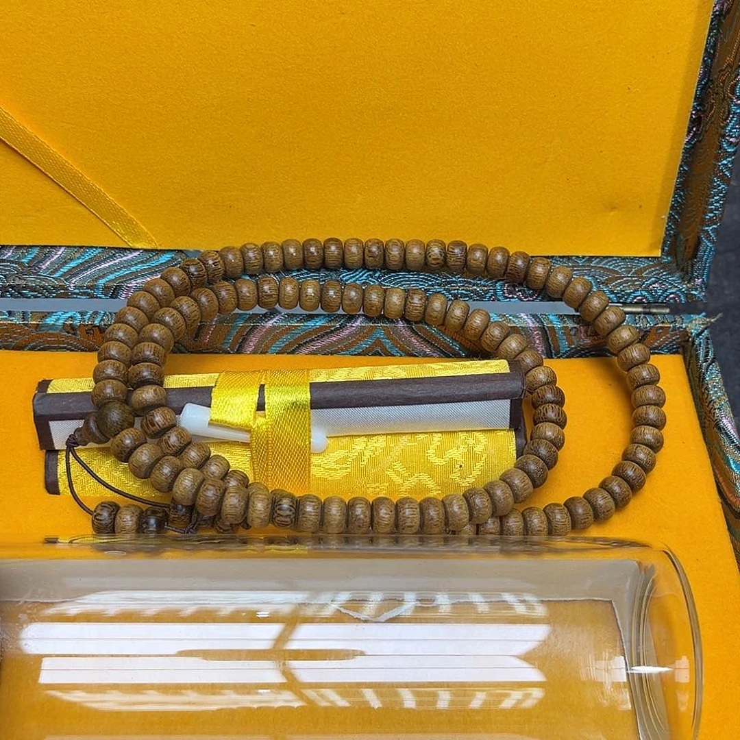 大叶紫檀（黑酸枝木类）